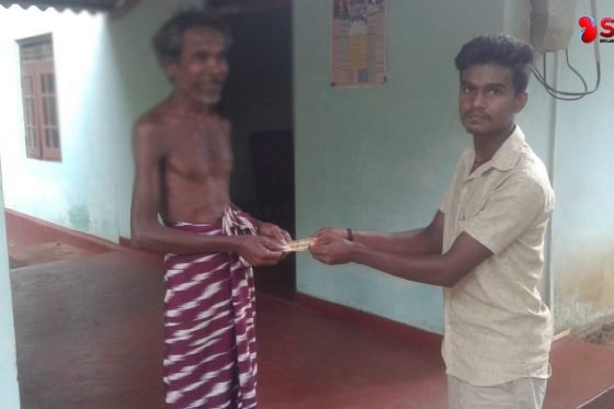 Monthly donations to CKDu Families in Sandamadulla